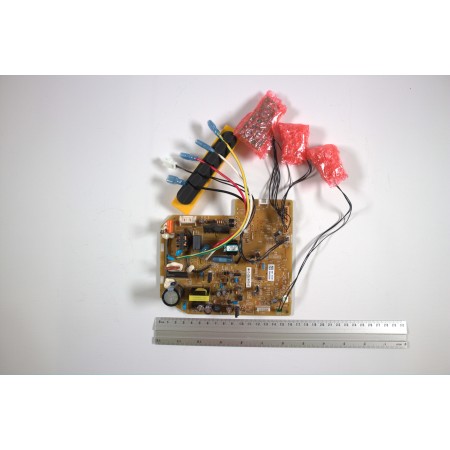 C136- PLACA CONTROL INTERIOR DAIKIN 2P145226-4